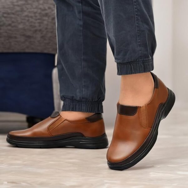 Breathable Soft Sole Ultra-Lightweight Shoes for Men's - Image 3